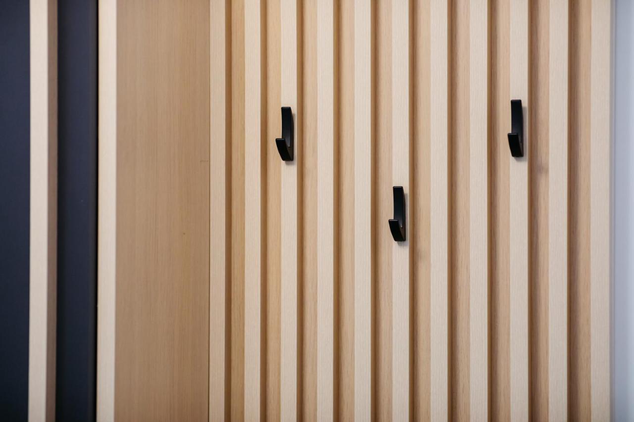 L&V Family Studio Apartment Синая Екстериор снимка